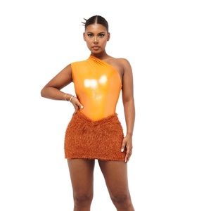 CouCoo orange mini skirt outfit